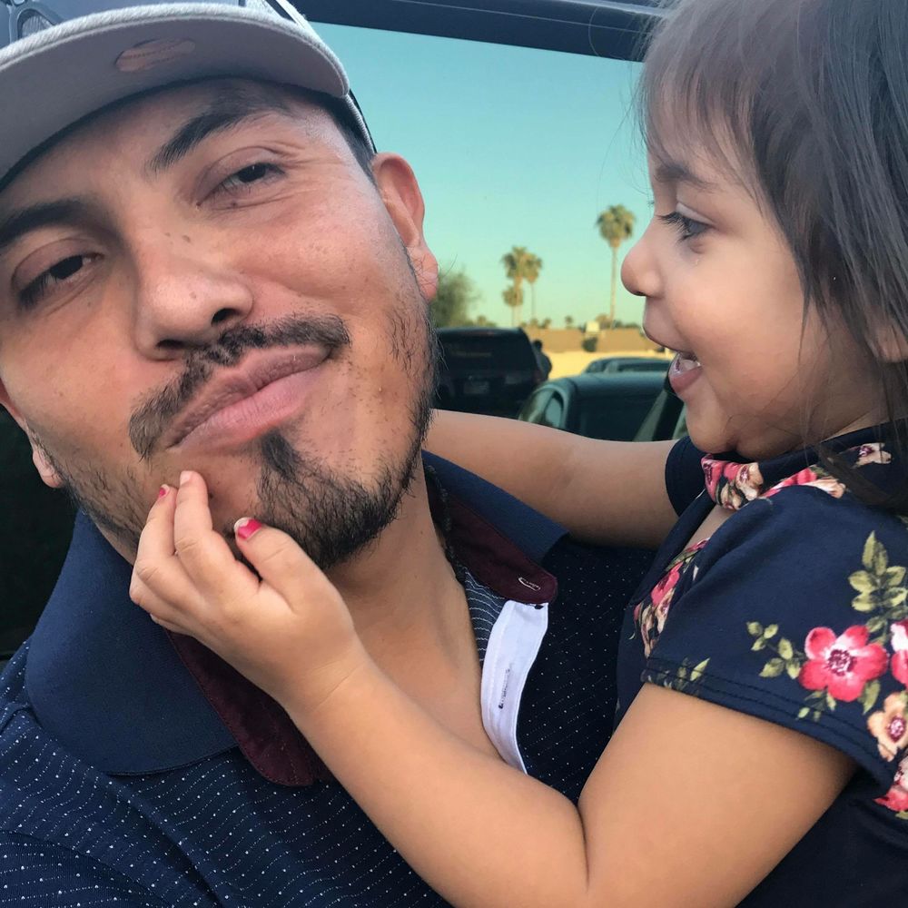 Meet your Posher, Victor manuel